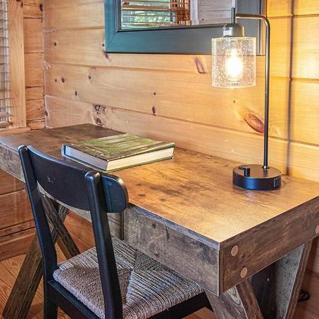 Cherry Log Summit Cabin By Bk Stays - Family Friendly - Playground - Game Room - Jacuzzi - Amazing Mountain Views Eksteriør billede