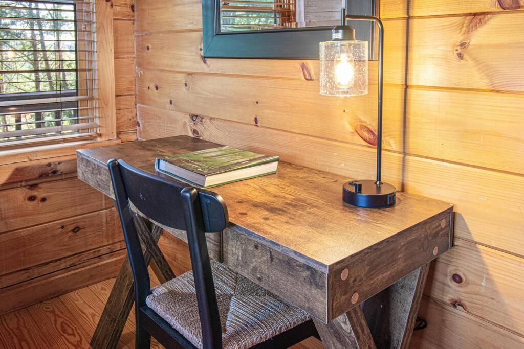 Cherry Log Summit Cabin By Bk Stays - Family Friendly - Playground - Game Room - Jacuzzi - Amazing Mountain Views Eksteriør billede